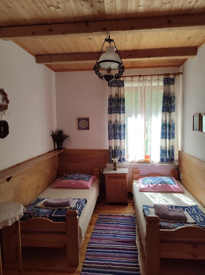 Hajstra Hotel Krempna Exterior foto